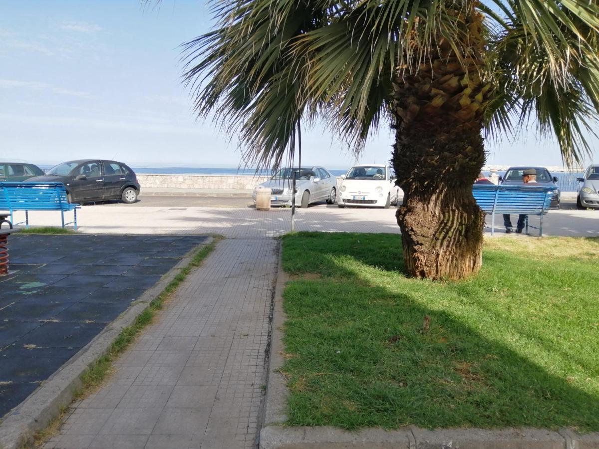 Marvin'S Home Giardini Naxos Exteriör bild