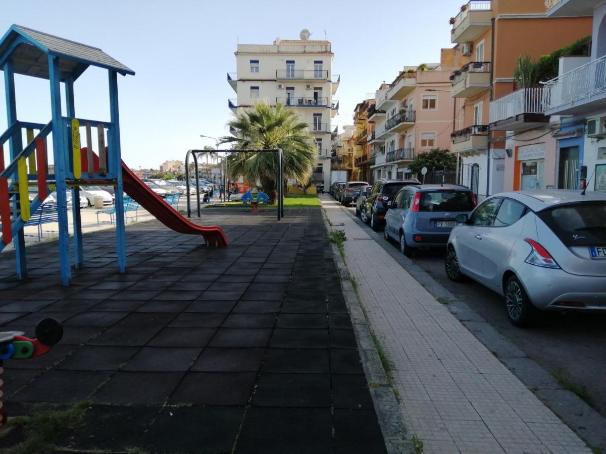 Marvin'S Home Giardini Naxos Exteriör bild
